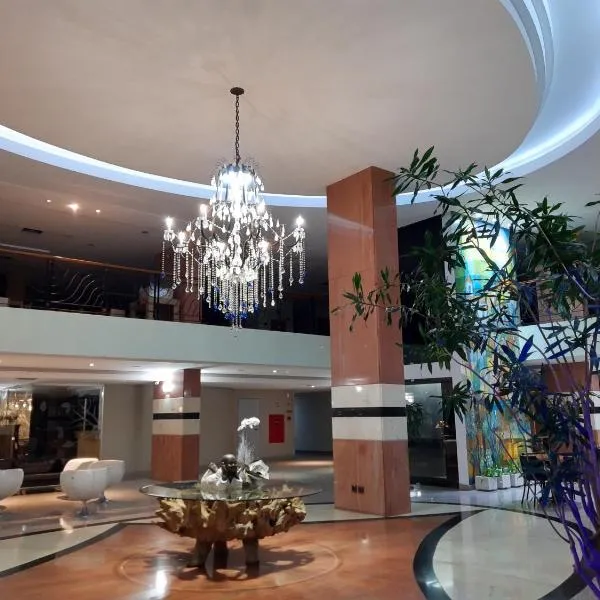 Constantino Hotel e Eventos โรงแรมในจุยซ์จิฟอรา