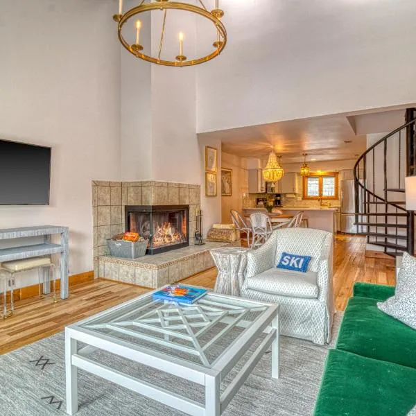 2 Bed 2 Bath Apartment in Avon, hotell sihtkohas Avon