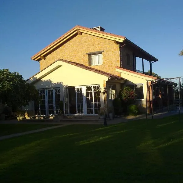 Casa Los Abetos, hotel en Quintueles