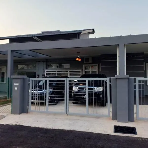 Ana Homestay Ayer Keroh Melaka, hotel v destinaci Ayer Keroh