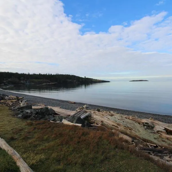 Lopez Island Agate Beach Waterfront Home, hotell i Port Stanley