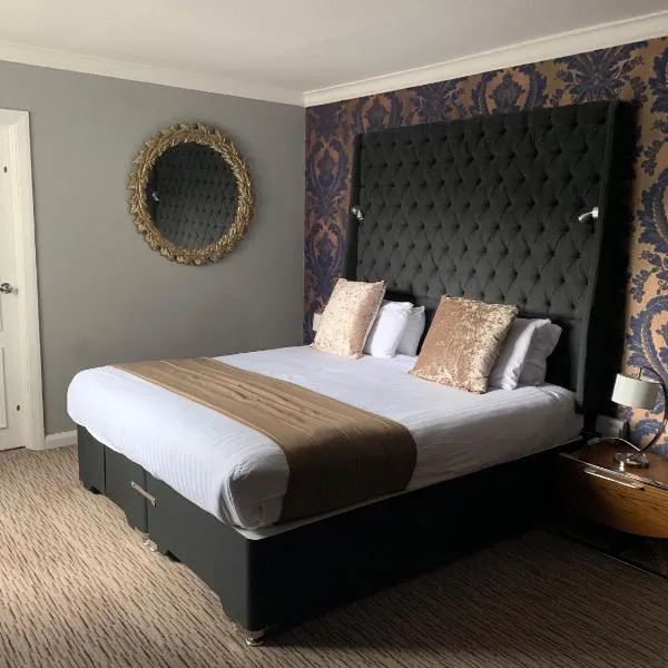 Barons Court Hotel Walsall، فندق في والسال