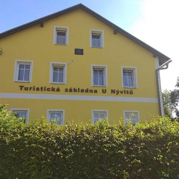 Turistická základna u Nývltů, hotel v destinaci Martínkovice