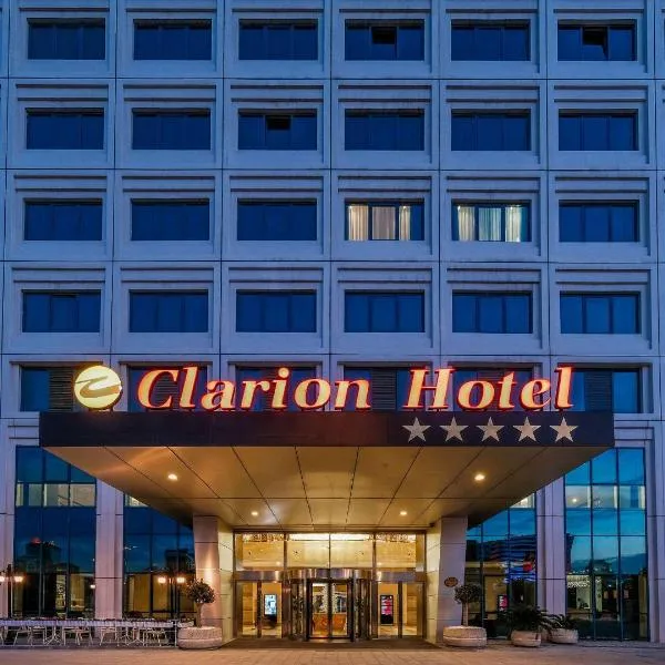 Clarion Hotel Istanbul Mahmutbey、İkitelliのホテル