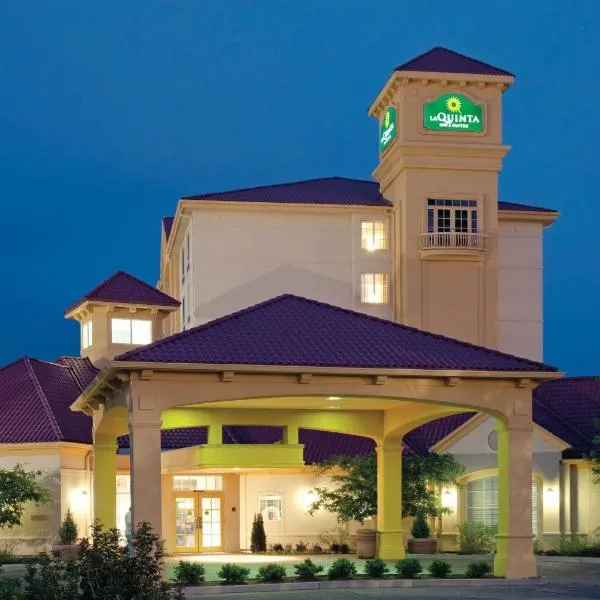 La Quinta by Wyndham Colorado Springs South Airport，科羅拉多斯普林斯的飯店