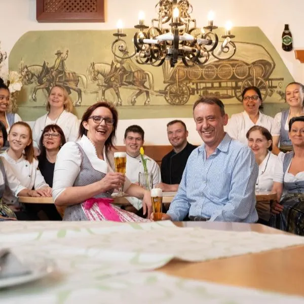 Gasthof Neuwirt, hotel v destinaci Eugendorf