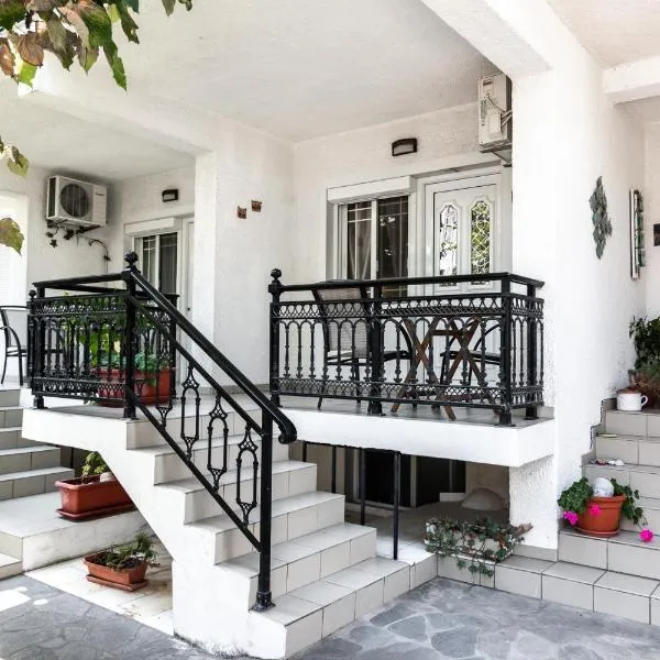 Διαμερίσματα Ανθός, ξενοδοχείο στον Λιμένα