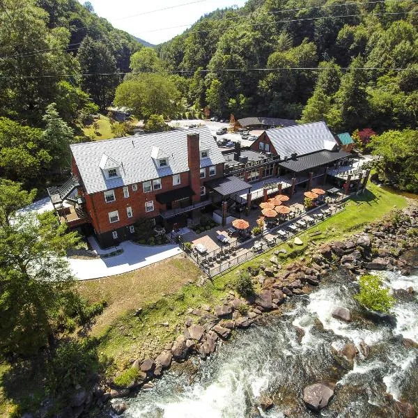 Historic Tapoco Lodge, hotel i Tallassee