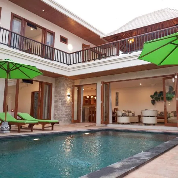 Pineapple Villa Sanur, ξενοδοχείο στο Σανούρ