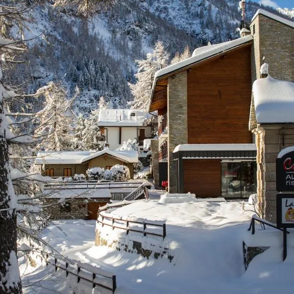 Albergo Ristorante Cuccini, hótel í San Domenico