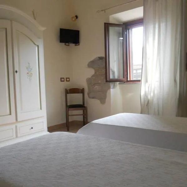 B&B Domu Delunas, hotell i Giba