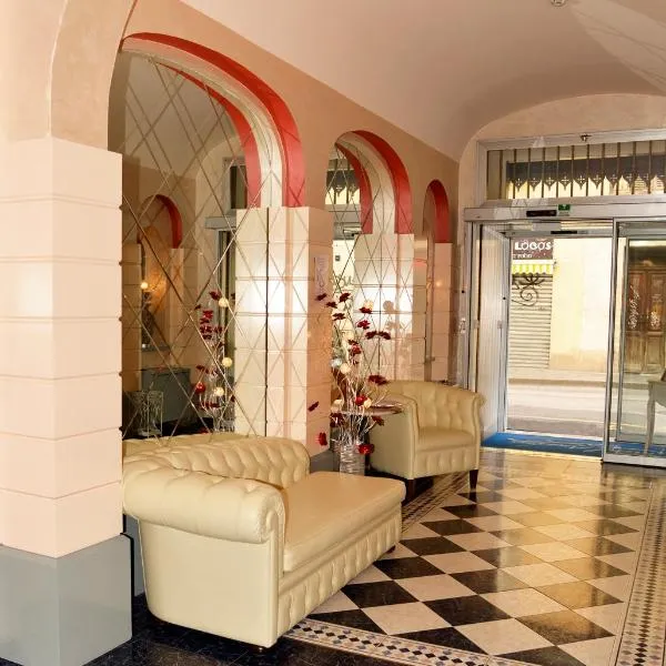 Hotel Amadeus E Teatro, hotel en San Mauro Torinese