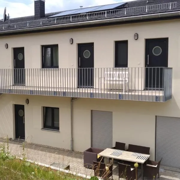Ferienwohnungen direkt am See, hotel in Mücheln