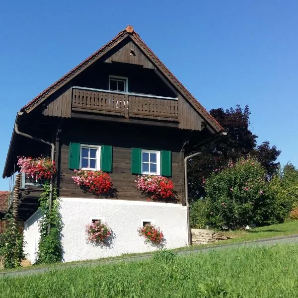 Ferienhaus Groß, hotel v destinaci Steinreib