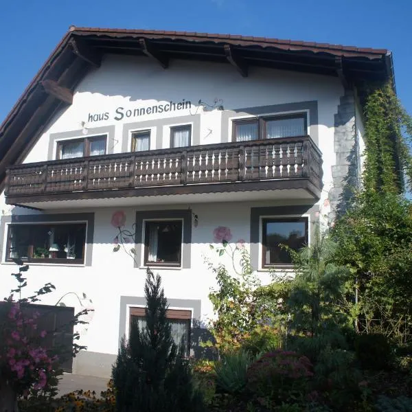 Haus Sonnenschein, hotel v mestu Mespelbrunn