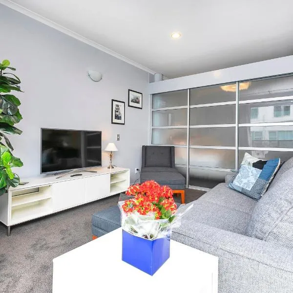 Deluxe Princes Wharf Apt l FREE WIFI & AIRCON, hotel in Auckland