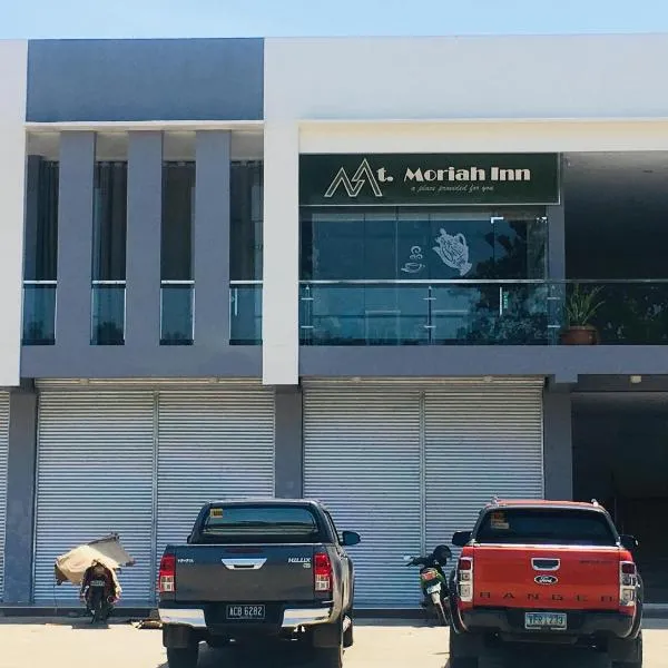Mt Moriah Inn and Resto、オザミスのホテル