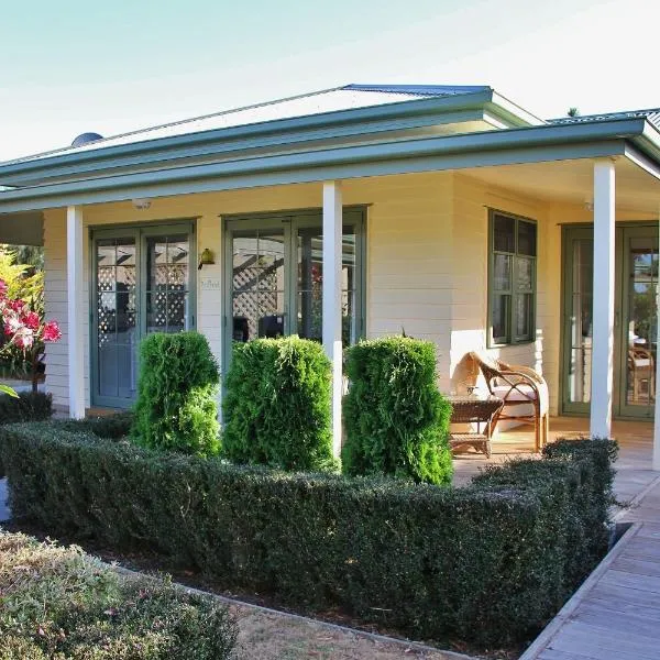 Clive Colonial Cottages, hotel en Clive