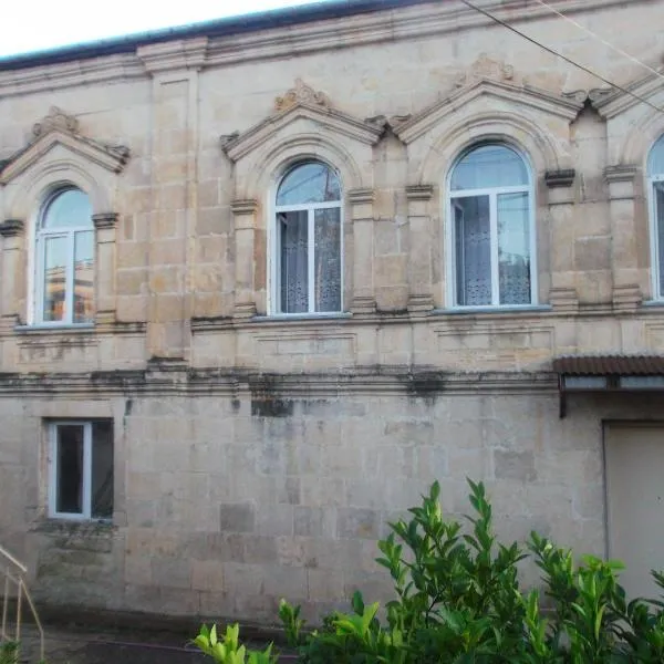 Stone House, hotel a Tskaltubo