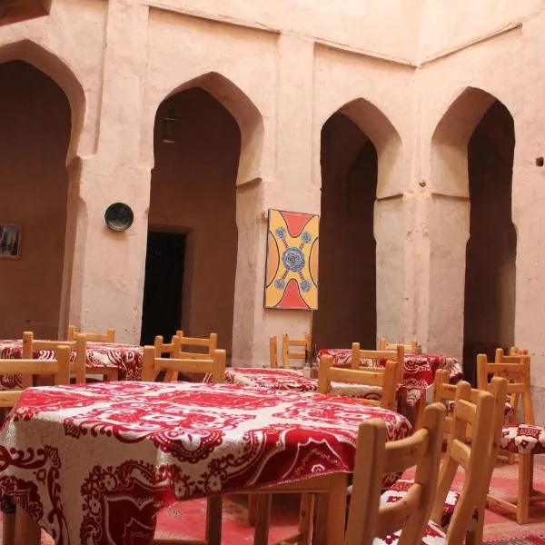 Chez Yacob kasbah, hotel v destinaci Agdz