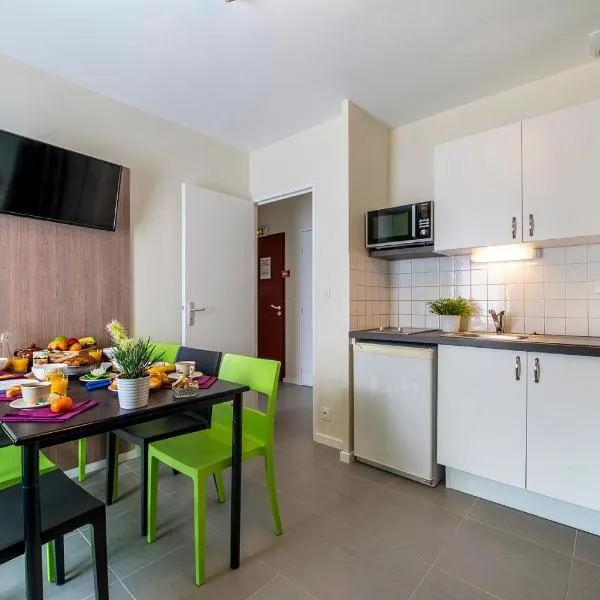 Ternélia Henri IV – hotel w mieście Clisson