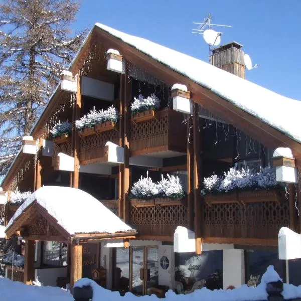 Hôtel Ecureuil – hotel w mieście Vars