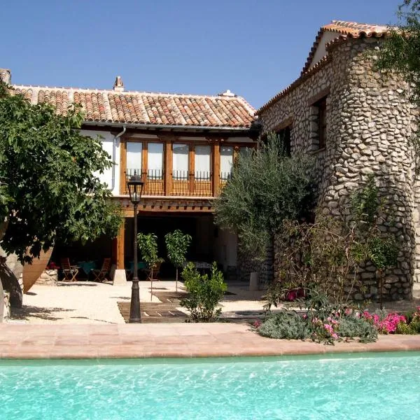 La casa del tio Luis, hotel in Valdaracete