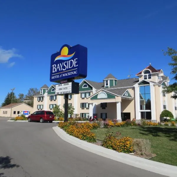 Bayside Hotel of Mackinac, hotel in Carp Lake