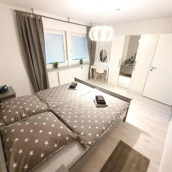 Tolle 125m² Erdgeschoßwohnung im Einzelhaus, Hotel in Kaltenkirchen