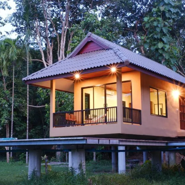 The Bliss Khao Sok Boutique Lodge, hotel v destinaci Khao Sok