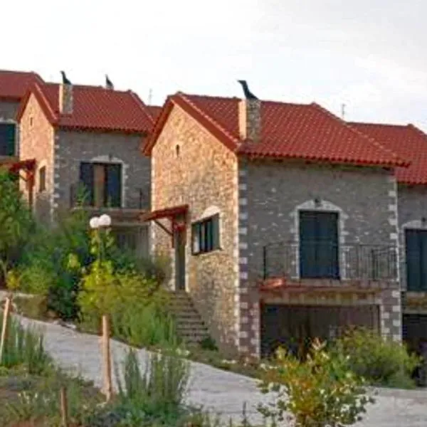 All Seasons Πέτρινες Παραδοσιακές Κατοικίες، فندق في Livartzi