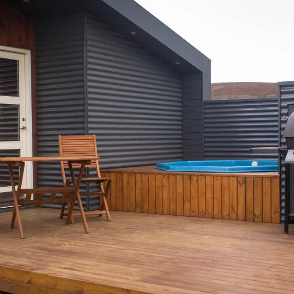 Einishus Cottages, hotel v destinaci Laugar