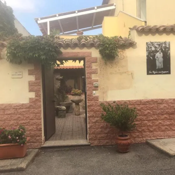 Sa Rosa e su Trapperi, hotel v destinaci Oschiri