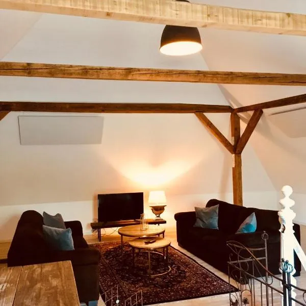 b e d & a g e d e s i g n -extra large- wunderschöne gesamte Wohnung mit viel Platz & 4 Schlafzimmern - Rechnungserstellung für Geschäftsreisende & Firmen, hotel in Hünxe