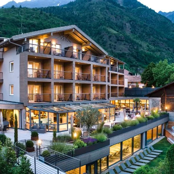 Hotel Das Stachelburg – hotel w mieście Parcines