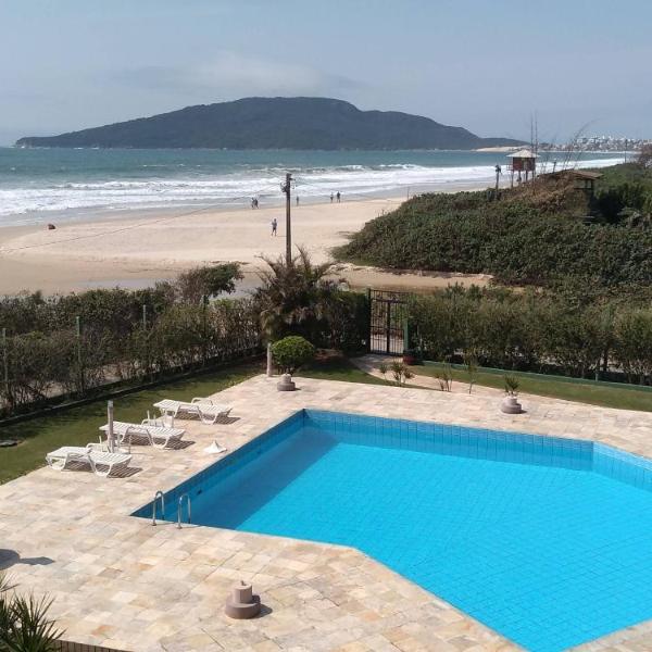 APARTAMENTO BEIRA MAR PÉ NA AREIA
