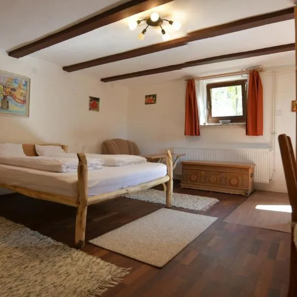 Kerti lak, hotel v destinaci Mór