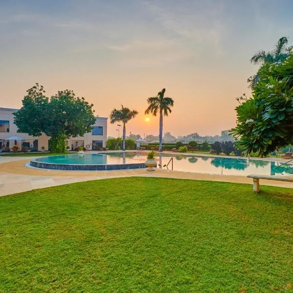 The Lalit Temple View Khajuraho، فندق في خاجوراهو