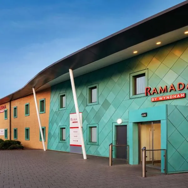 Ramada by Wyndham Cobham, hotell i Cobham