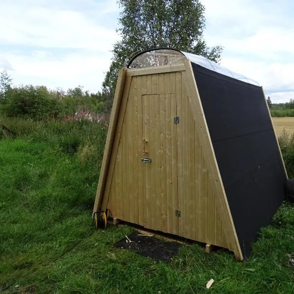 Niiralan Tila: Skylight Cabin, hotel en Laitila