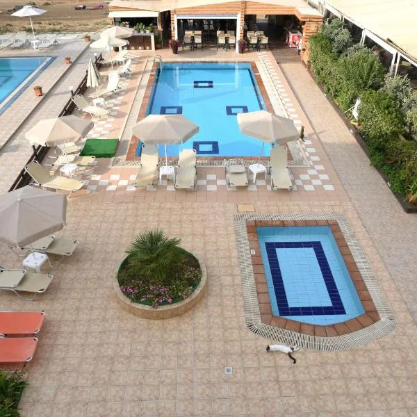 Esperides Beach Hotel Apartments, hotel u gradu Stalos