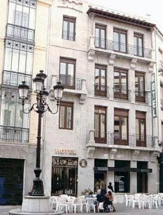 Hotel Rey Niño, hotel in Ávila