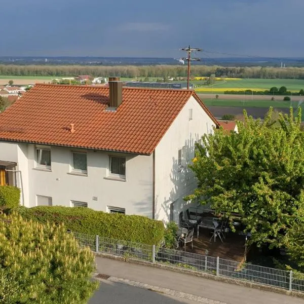 Ulmer Münster Blick, hotel v destinaci Elchingen