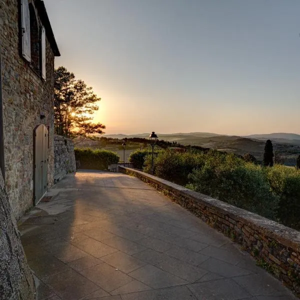 Torre dei Serviti, hotel in Radicondoli