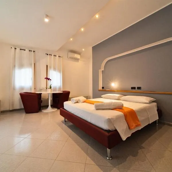 Chiara’s Home – hotel w mieście Davoli
