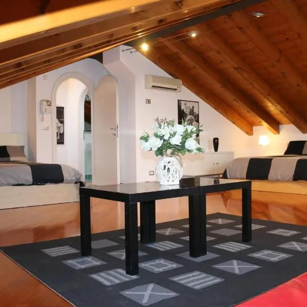Accogliente appartamento moderno, vicino a Venezia, hotel in Mestre