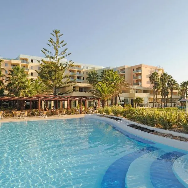 Pestana Viking Beach & SPA Resort, hotel en Armação de Pêra