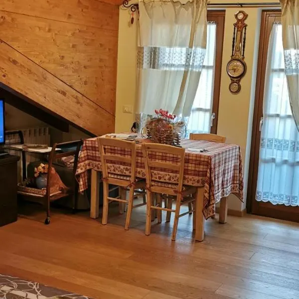 Borgo Alpino Chalet 4, hotel in Aprica