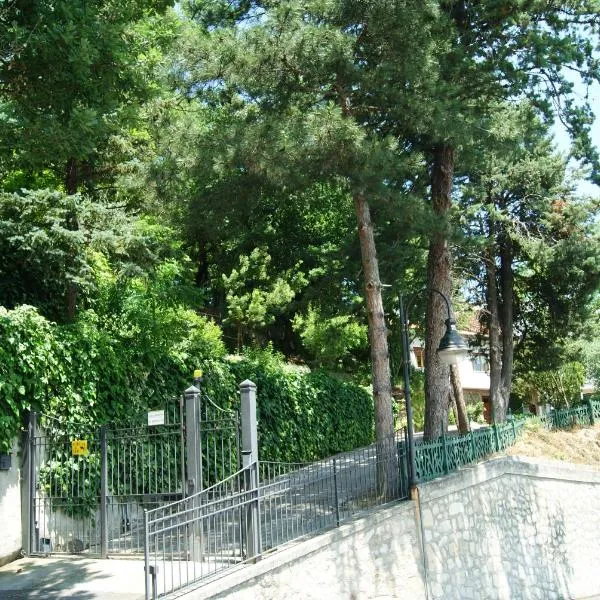 B&B IL QUERCETO, hotel Muro Lucano városában