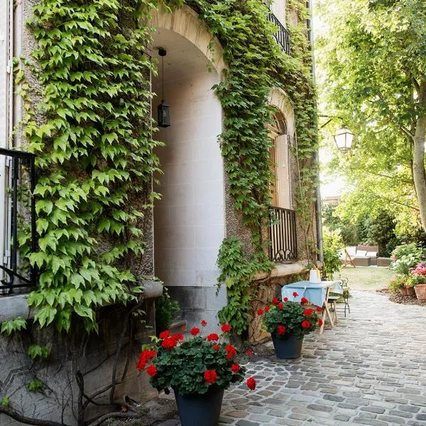 La Poterne l Chambres d'hôtes à Epernay, хотел в Еперне